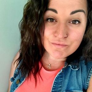 Meet your Posher, Patience-lee